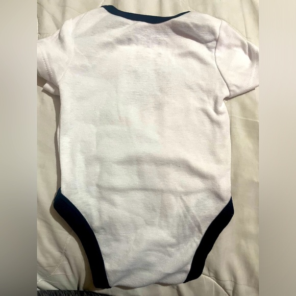 Jordan Jumpman Onesie - Picture 3 of 3